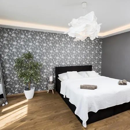 Sting Třinec Hotel *