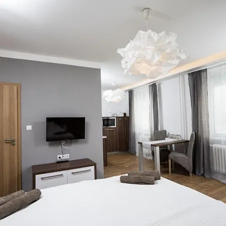 Hotel Sting *
